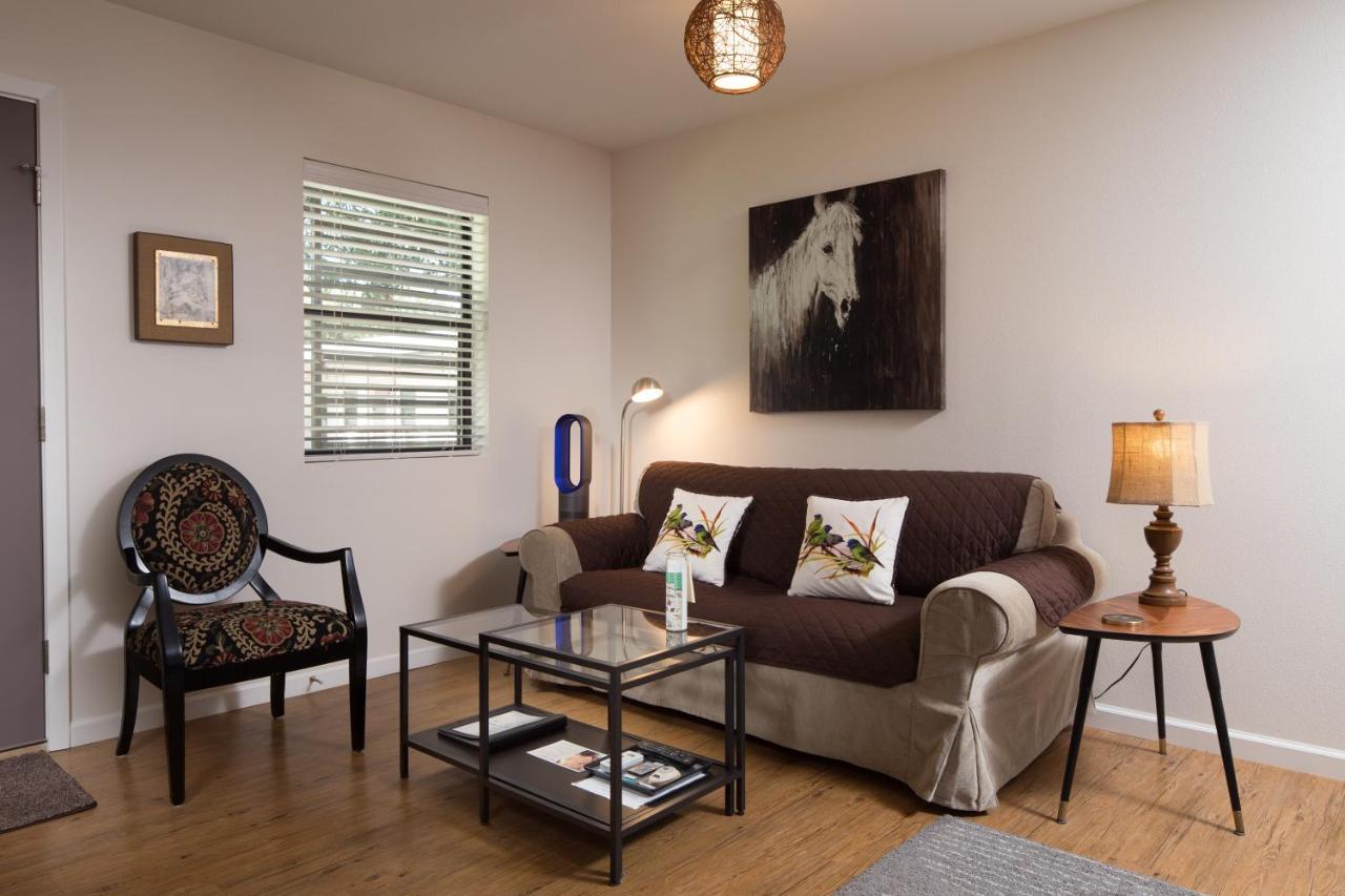 Hotel Flora And Fauna Wimberley Εξωτερικό φωτογραφία