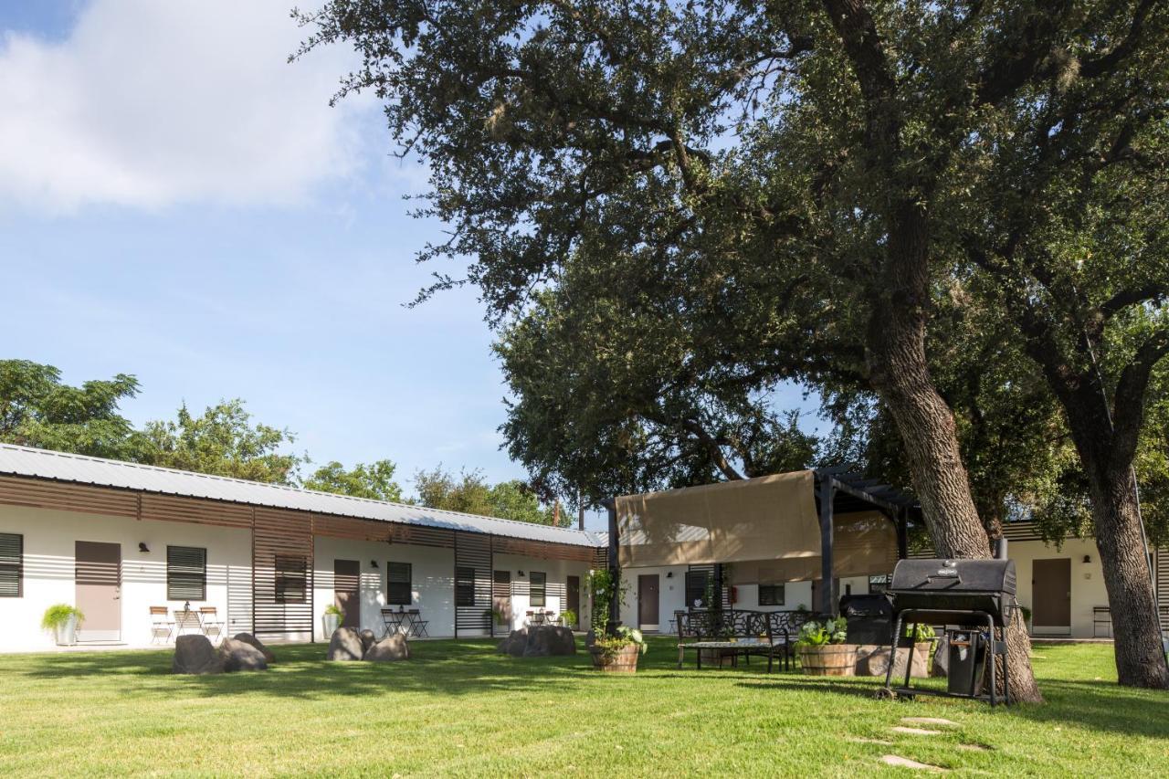 Hotel Flora And Fauna Wimberley Εξωτερικό φωτογραφία