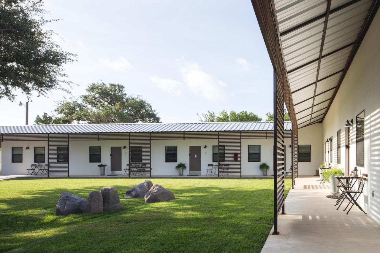 Hotel Flora And Fauna Wimberley Εξωτερικό φωτογραφία